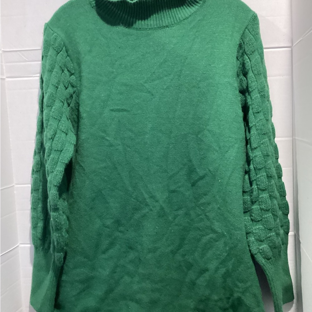 Ladies long sleeve Emerald Green Turtleneck Sweater size large